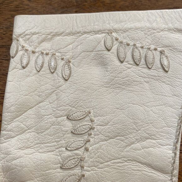 Vintage 1940’s White Kid Leather Gloves Aris Germany Size 6.5 Appliqué Wedding - Picture 7 of 8